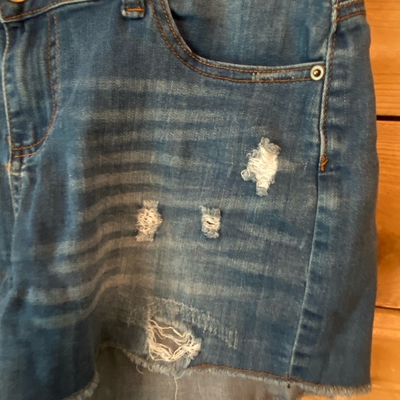 Rue21 Distressed Denim Shorts - Picture 6 of 11